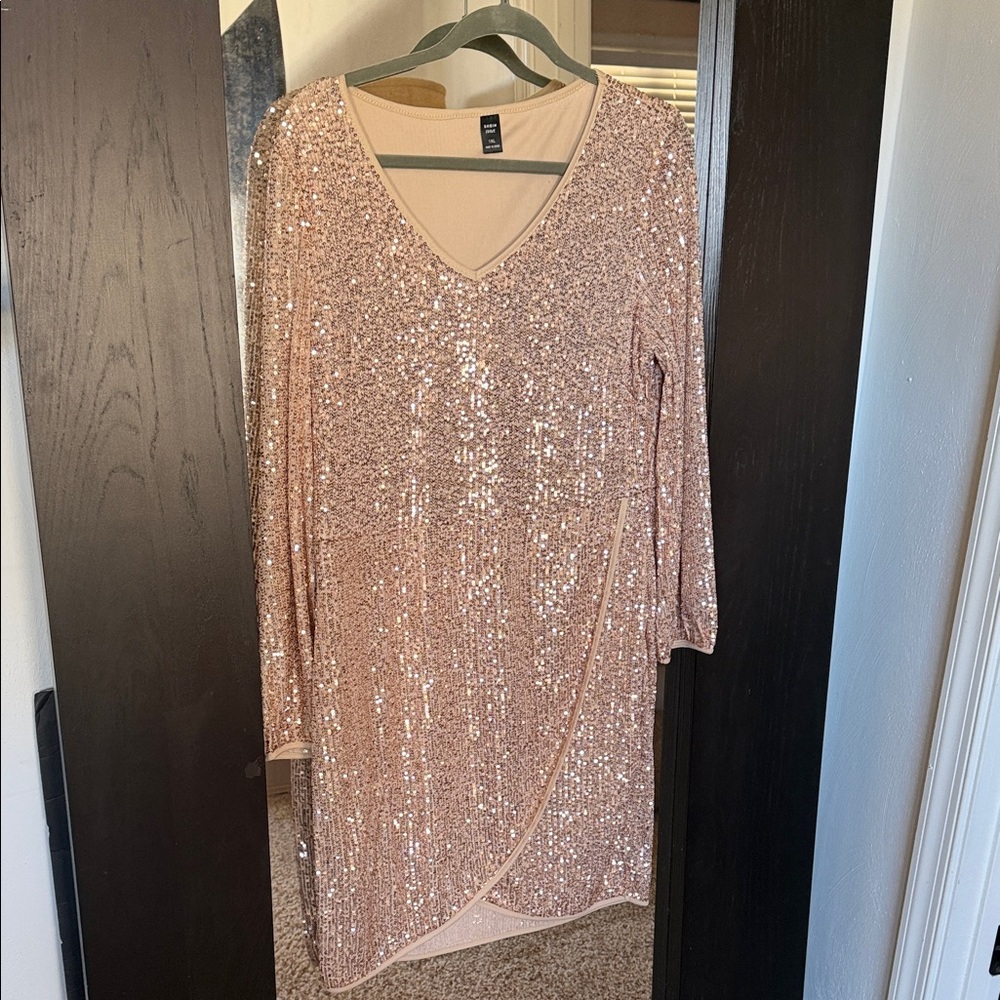 SHEIN Curve Nude Beige Basic Top